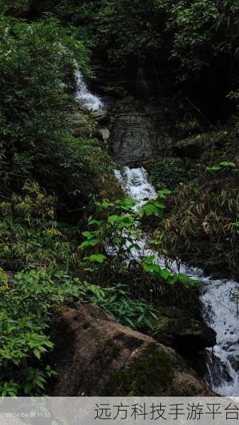 黄龙直捣溪水潺潺指的是什么:1. 黄龙探秘:溪水潺潺的灵动之旅