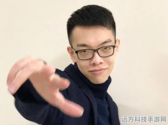 拳皇97风云再起，解锁连击奥义，称霸格斗之巅