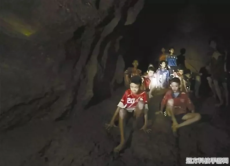 秋季男孩绳索救援新篇，FallBoys:RopeRescue带你挑战趣味救援极限