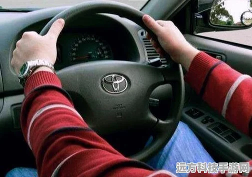 去开车4中文版震撼来袭，模拟驾驶新体验等你来探索！