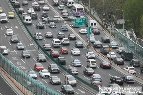 去开车4中文版震撼来袭，模拟驾驶新体验等你来探索！