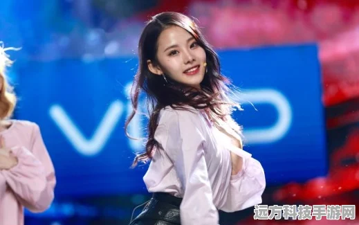 UZI与杨超越携手，出发吧麦芬掀起全新游戏狂潮