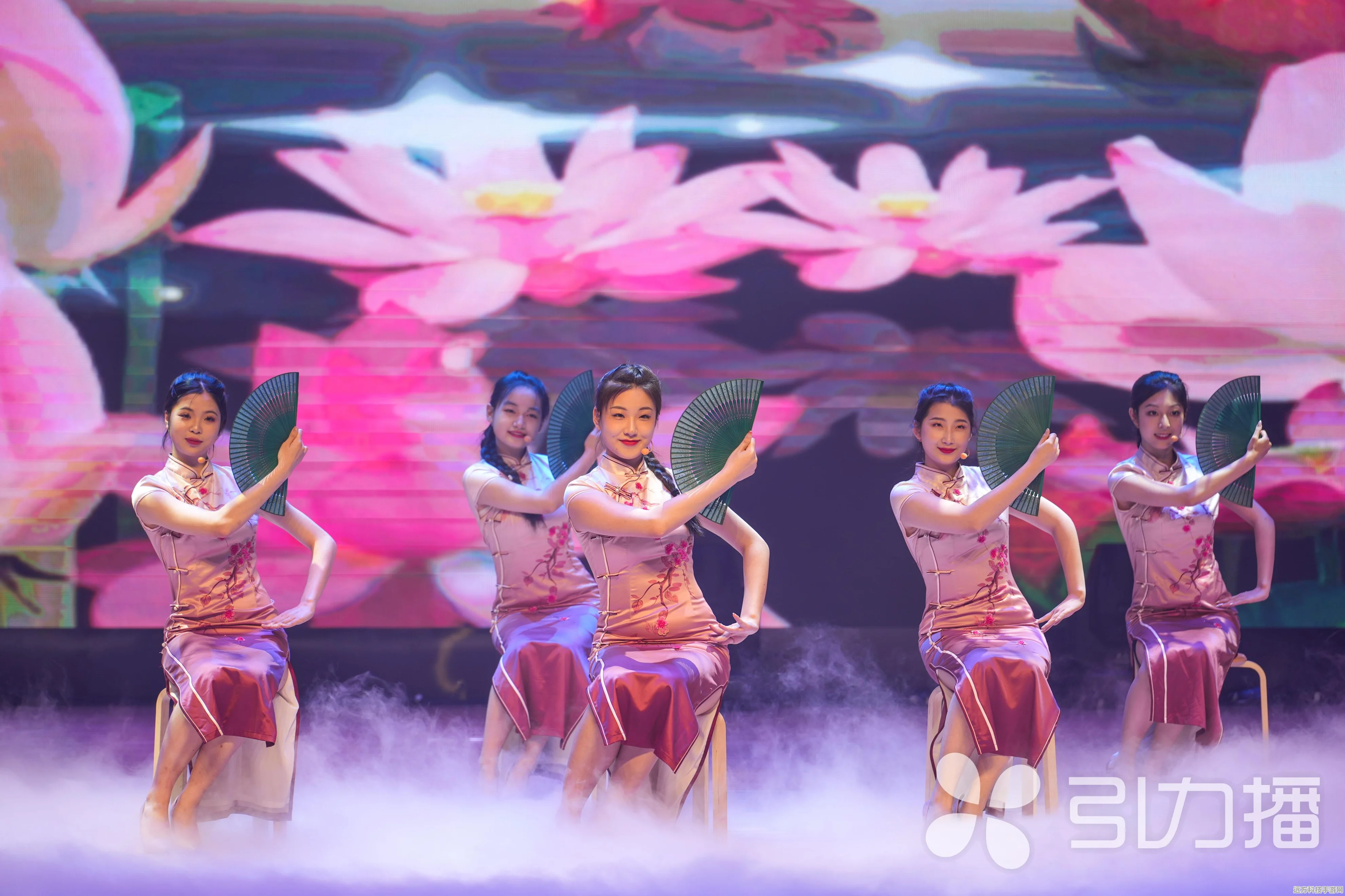光遇点亮星星，探索友谊与希望的奇妙之旅