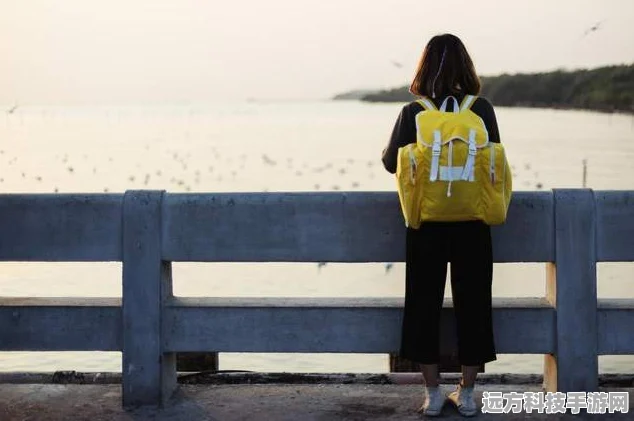 光遇，解锁抱臂站姿，探寻背后的温情与魅力