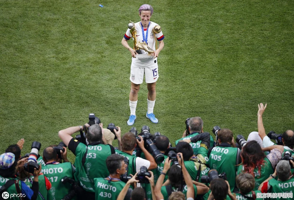 FIFA15-433阵型，进攻犀利防守稳健的秘籍