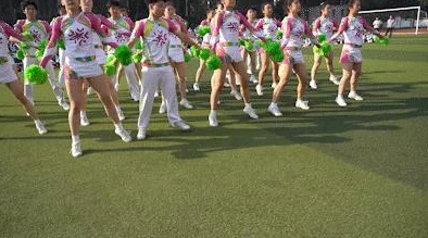 王者荣耀之旅，共赴峡谷，见证男女玩家的默契与蜕变